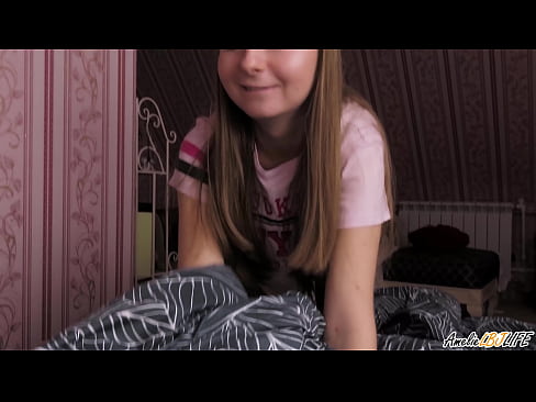 ❤️ Blondie ជញ្ជក់ BFF របស់នាងយ៉ាងជ្រៅ ហើយច្របាច់ចូលមាត់របស់នាង ️❌ អាសអាភាស នៅពួកយើង  ☑